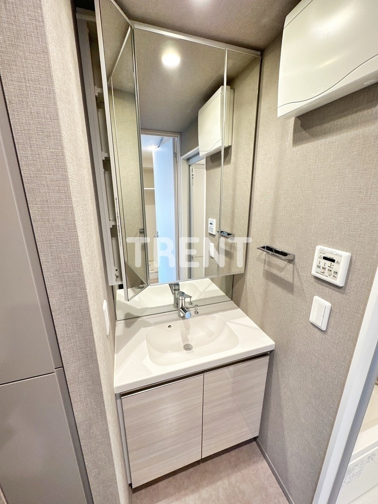 コンフォリア新中野-902