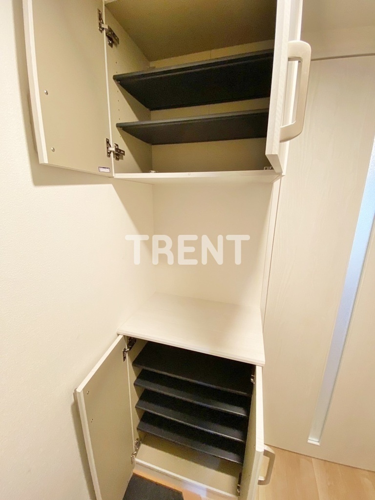 ウェルスクエアイズム中野坂上-203