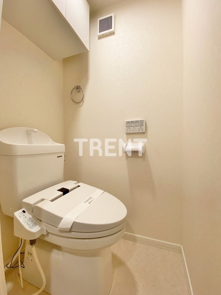 ウェルスクエアイズム中野坂上-203