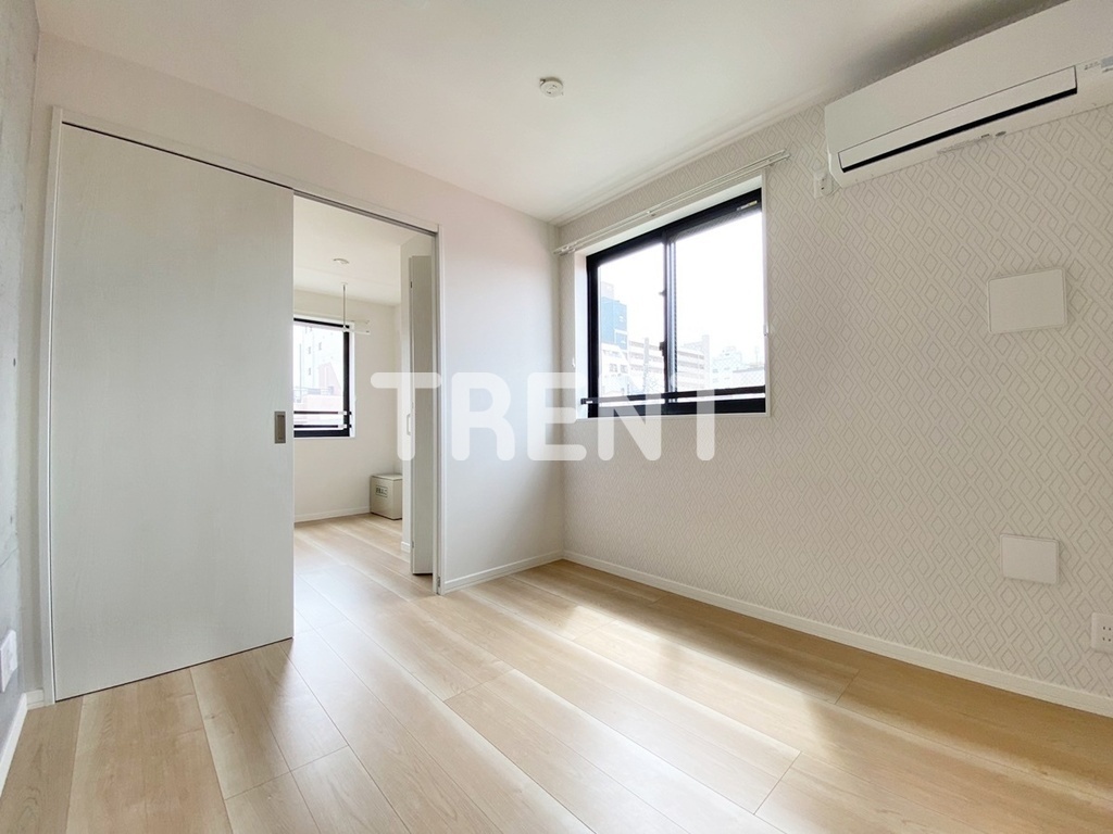 ウェルスクエアイズム中野坂上-203