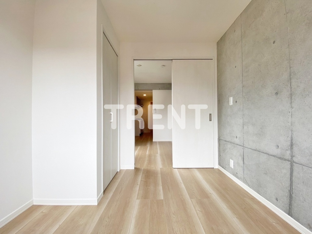 ウェルスクエアイズム中野坂上-203