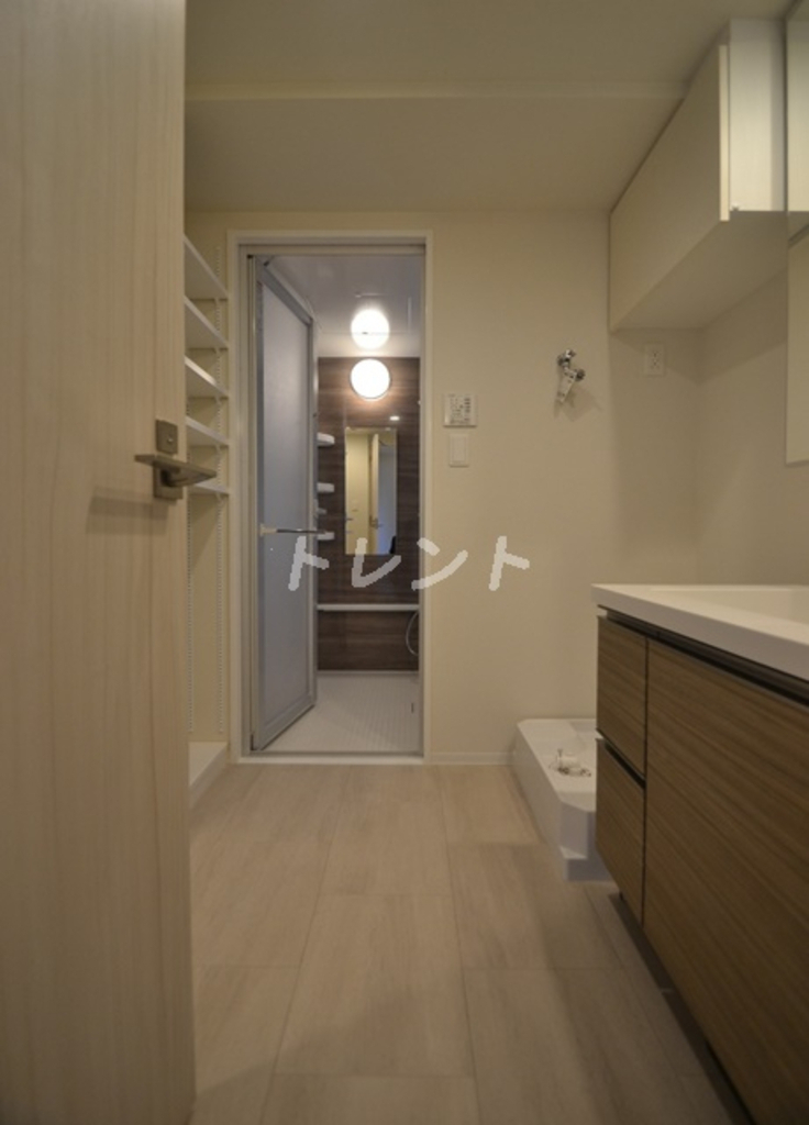 グランハイツ曙橋-201