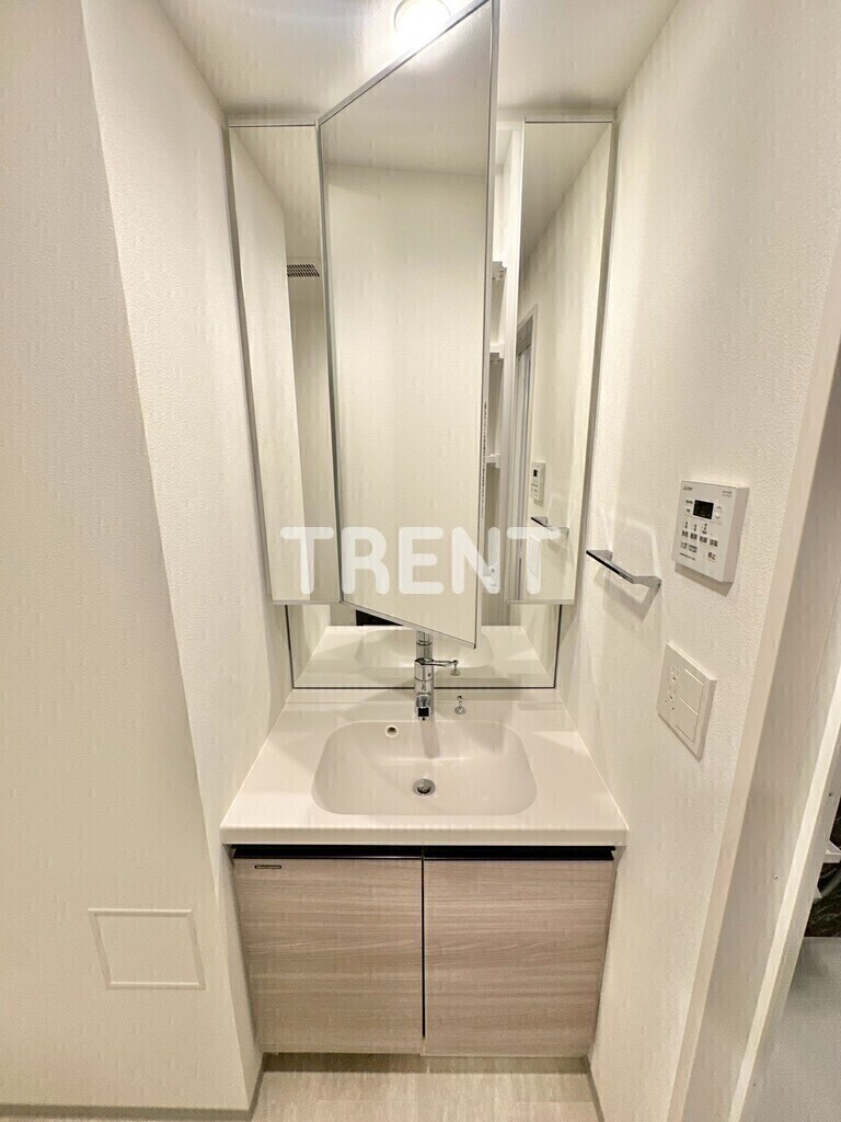 ザグラヴィティ新宿-106