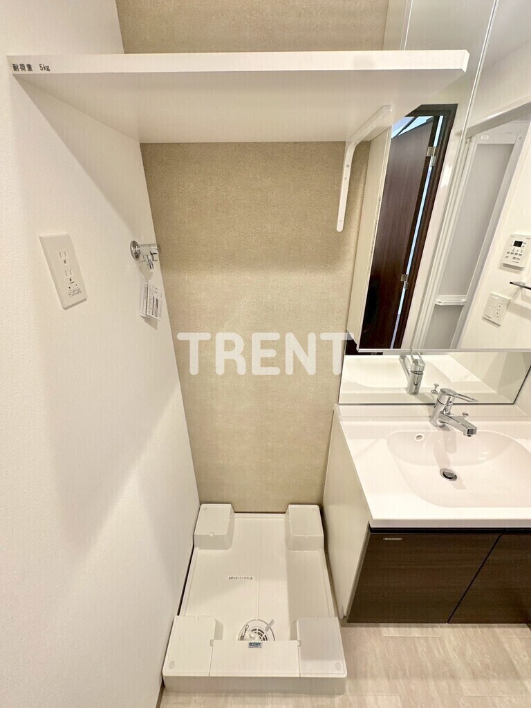 ザグラヴィティ新宿-501