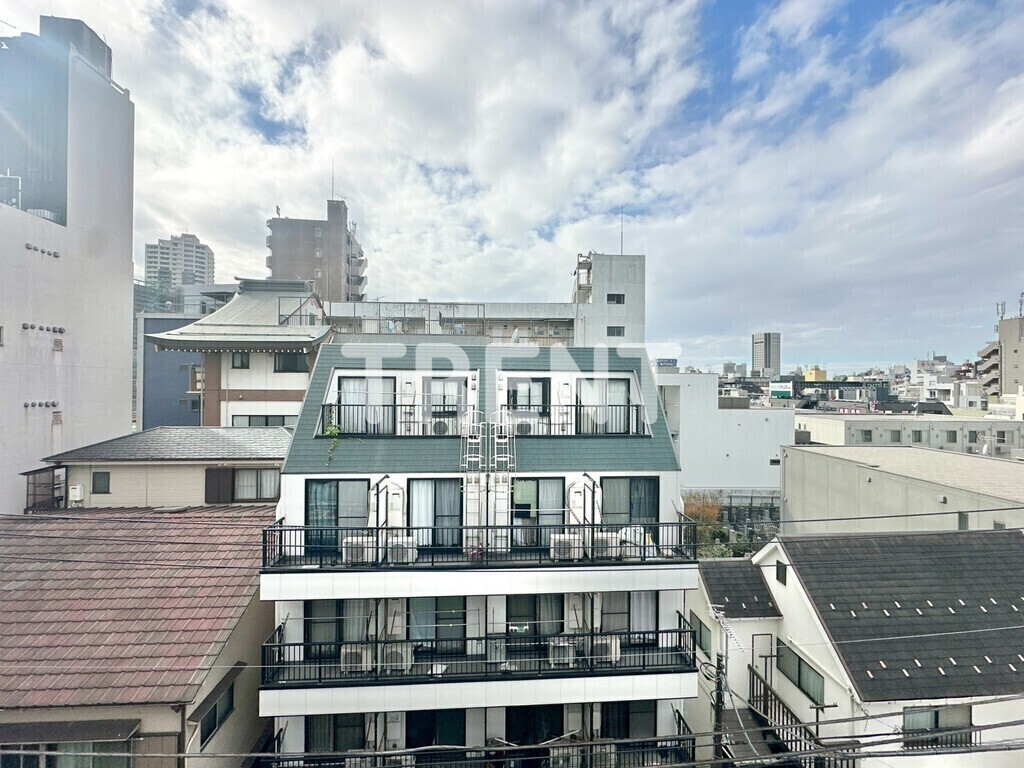 ザグラヴィティ新宿-401