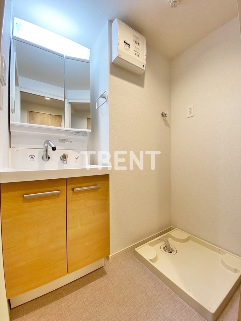 リーフビレッジ新宿若松-208