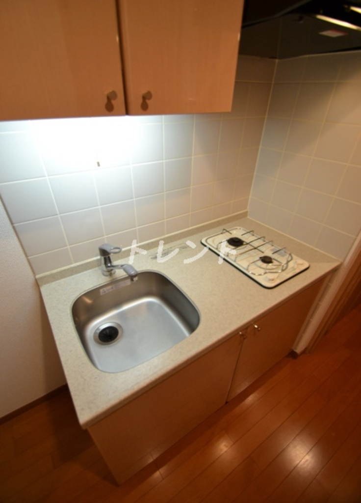 アクロス新宿-706