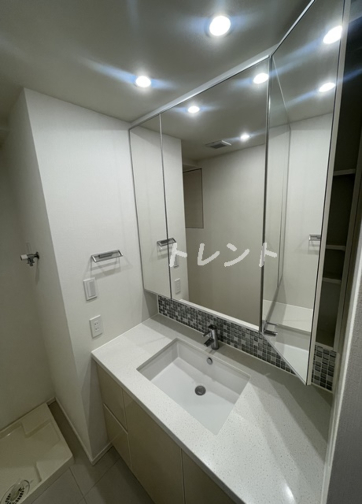 コンフォリア新宿イーストサイドタワー-2317