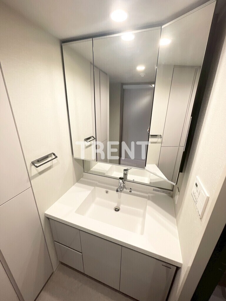 アイフラット渋谷西原-201