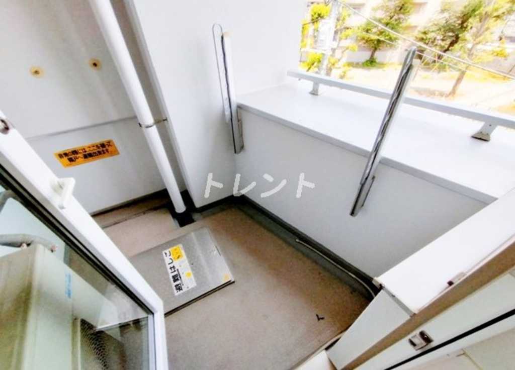 コスモリード新宿余丁町-506