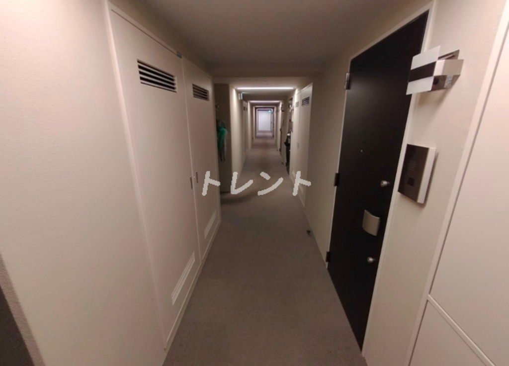 コスモリード新宿余丁町-302