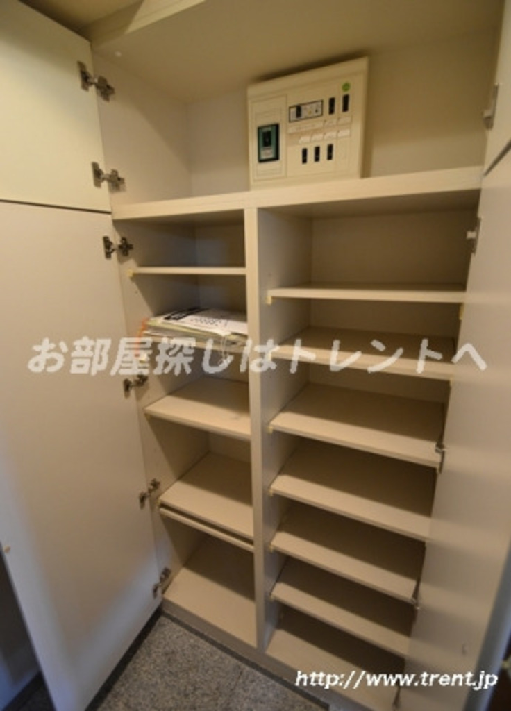 スカイコート代々木-203