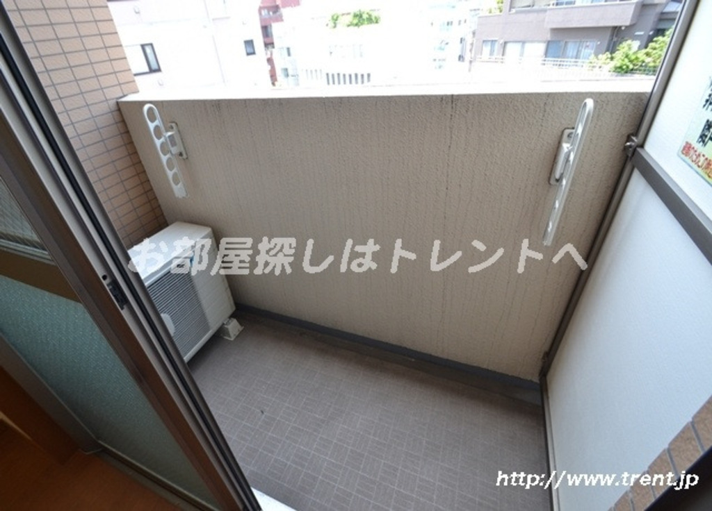 スカイコート代々木-203