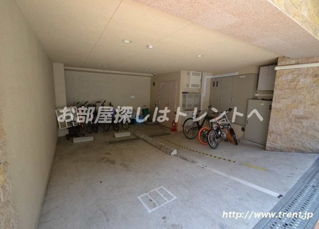 スカイコート代々木-203