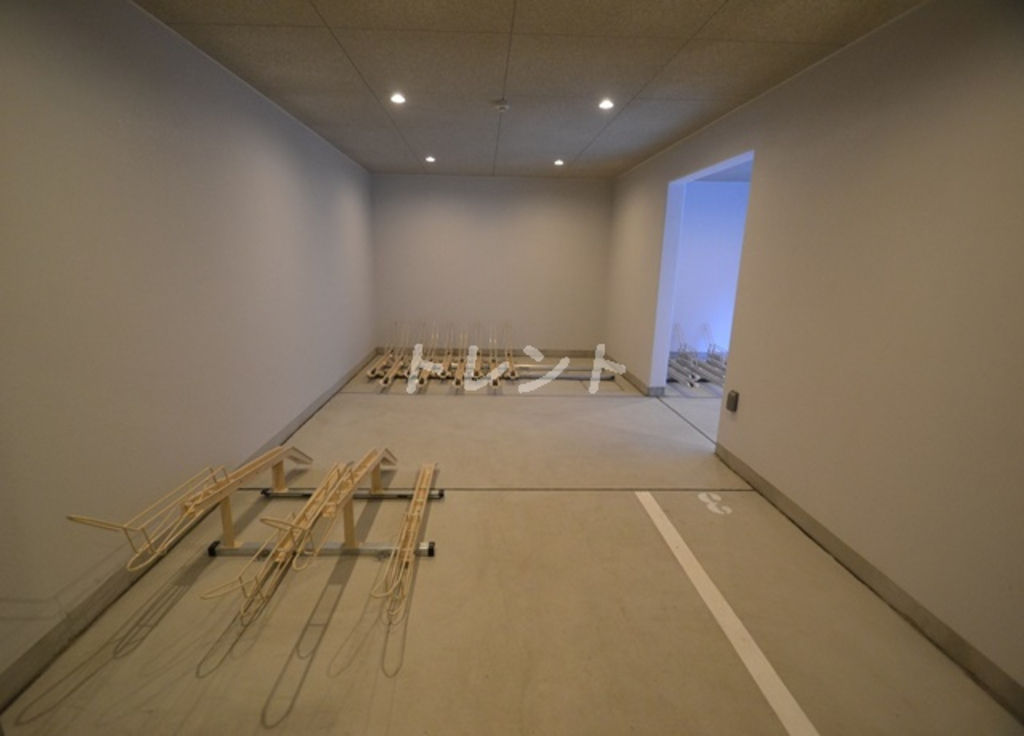 ドゥーエ四谷三丁目-502