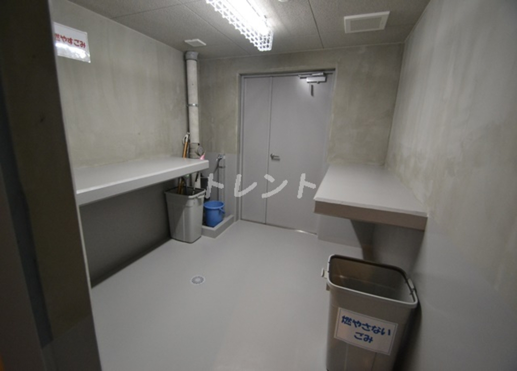 ドゥーエ四谷三丁目-502