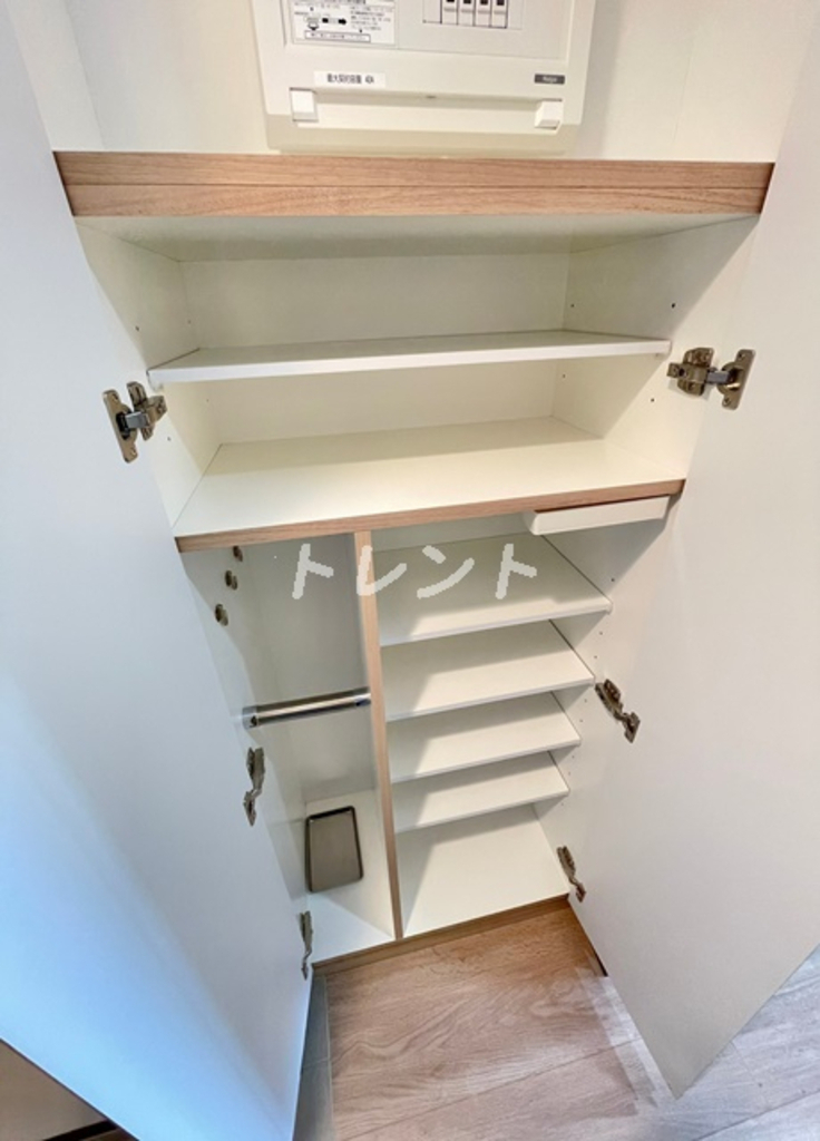 ハーモニーレジデンス新宿御苑ザイースト-404