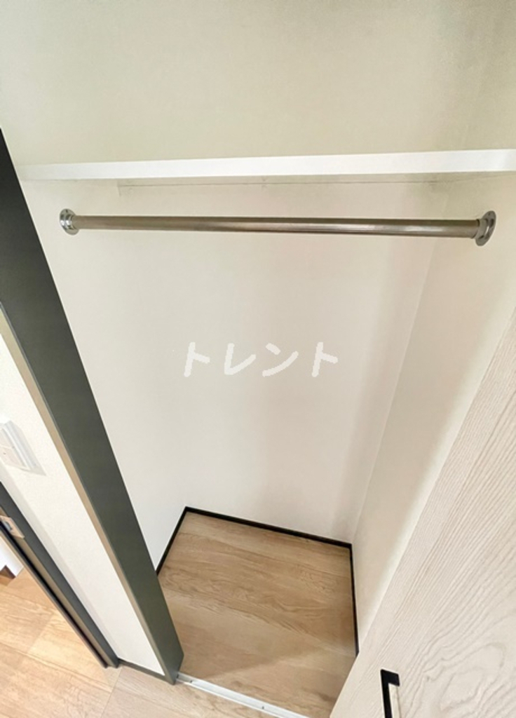 ハーモニーレジデンス新宿御苑ザイースト-404