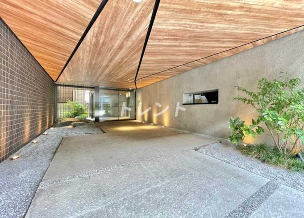 ハーモニーレジデンス新宿御苑ザイースト-404