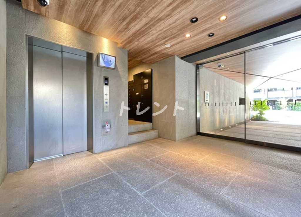 ハーモニーレジデンス新宿御苑ザイースト-404