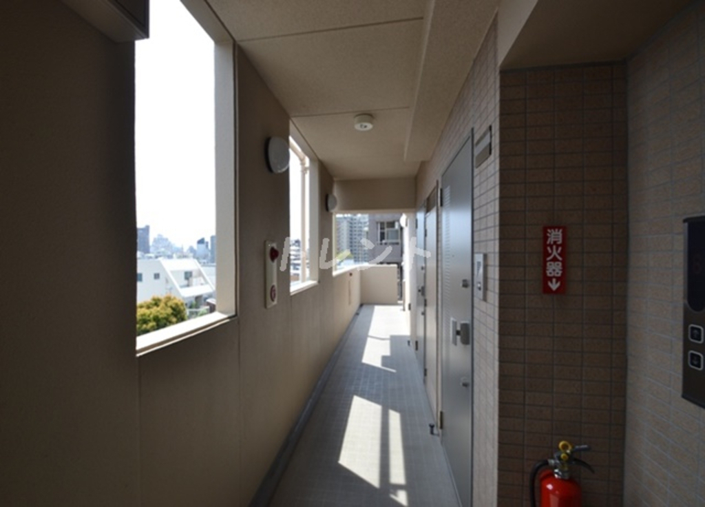 アペルト西新宿-602