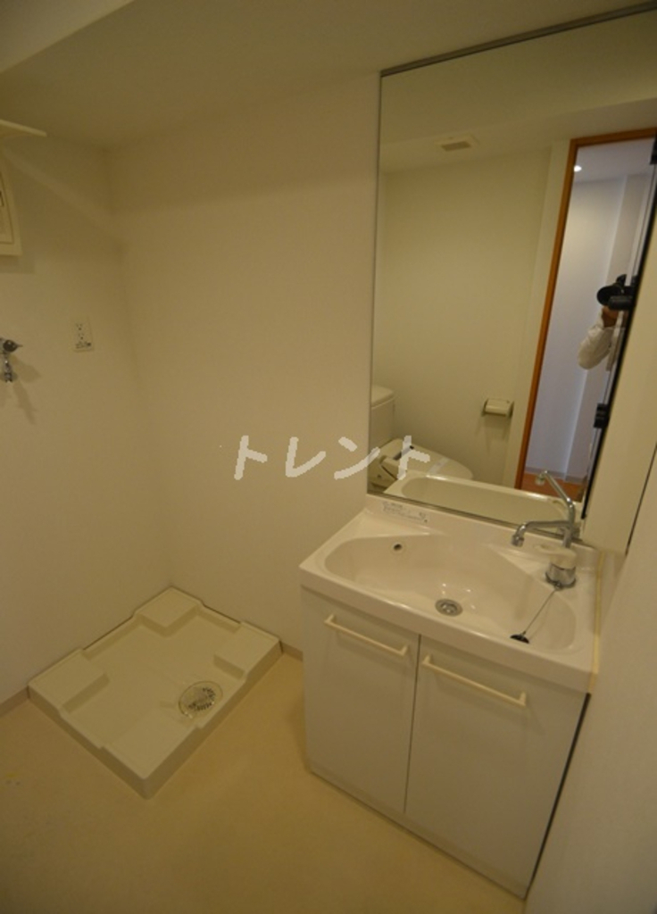 アペルト西新宿-602