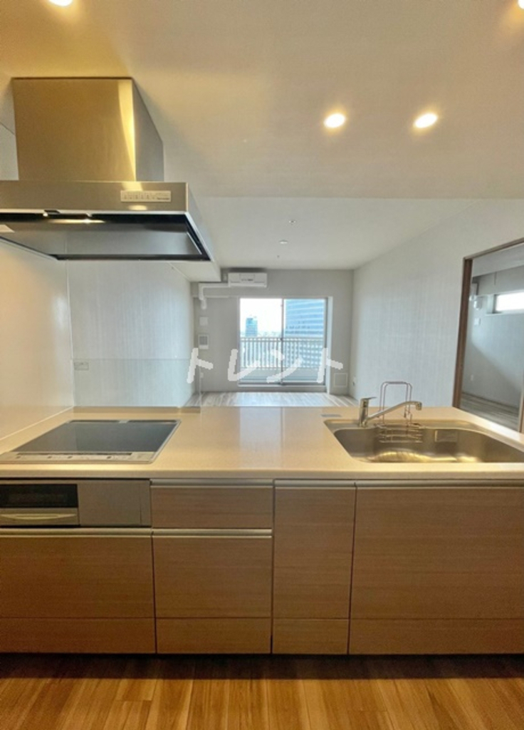 フロンティア新宿タワー-2013