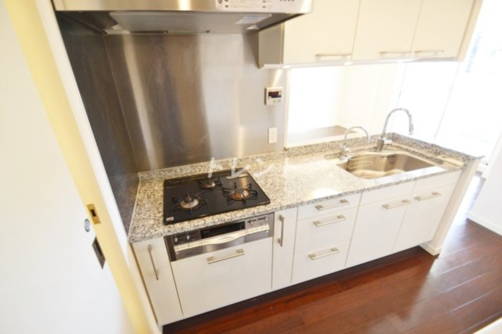 ザセンター東京-1502