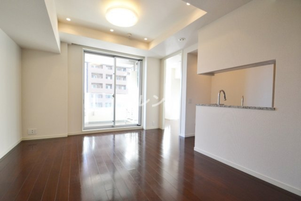 ザセンター東京-1502