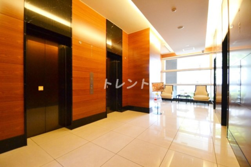 ザセンター東京-1502