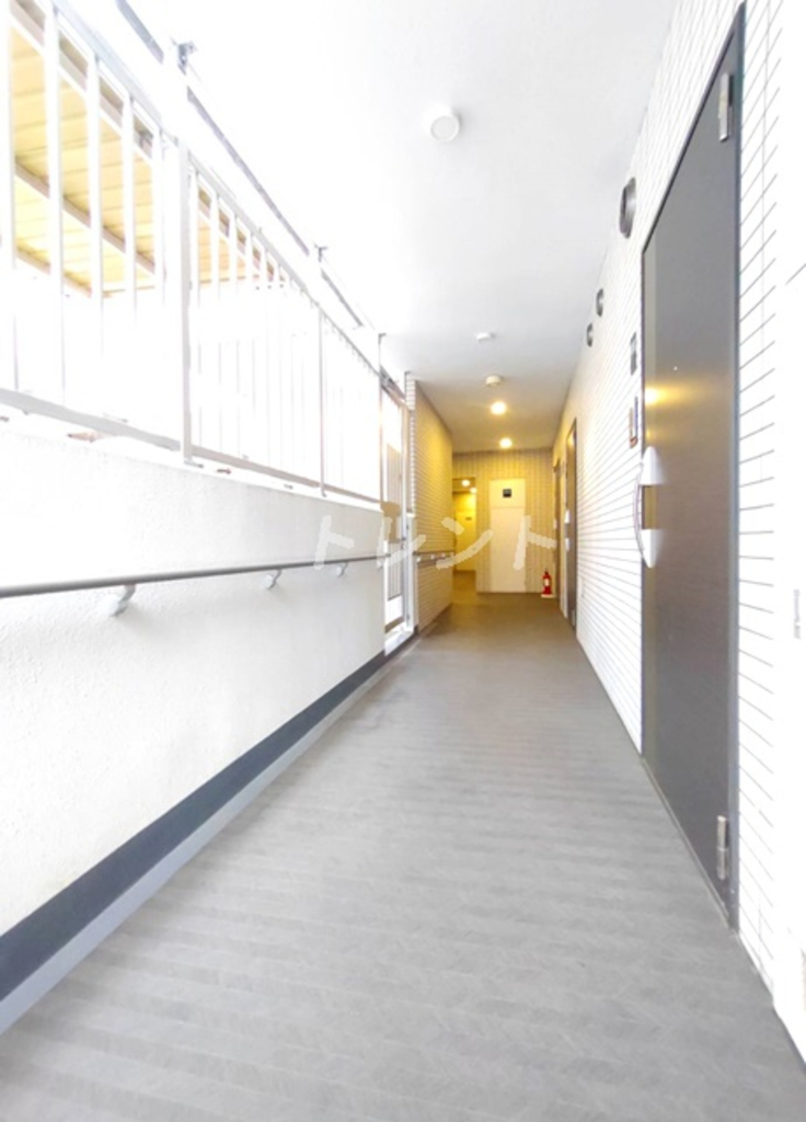 プレールドゥーク東中野-404