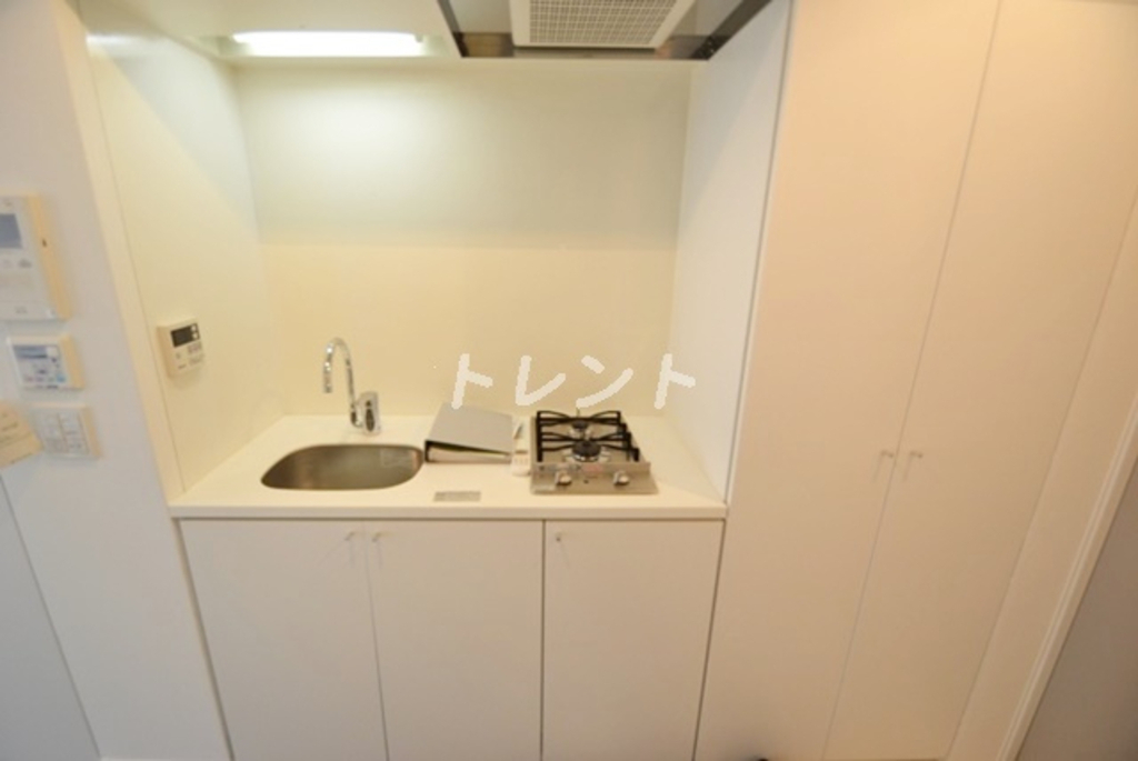 カスタリア市ヶ谷-306