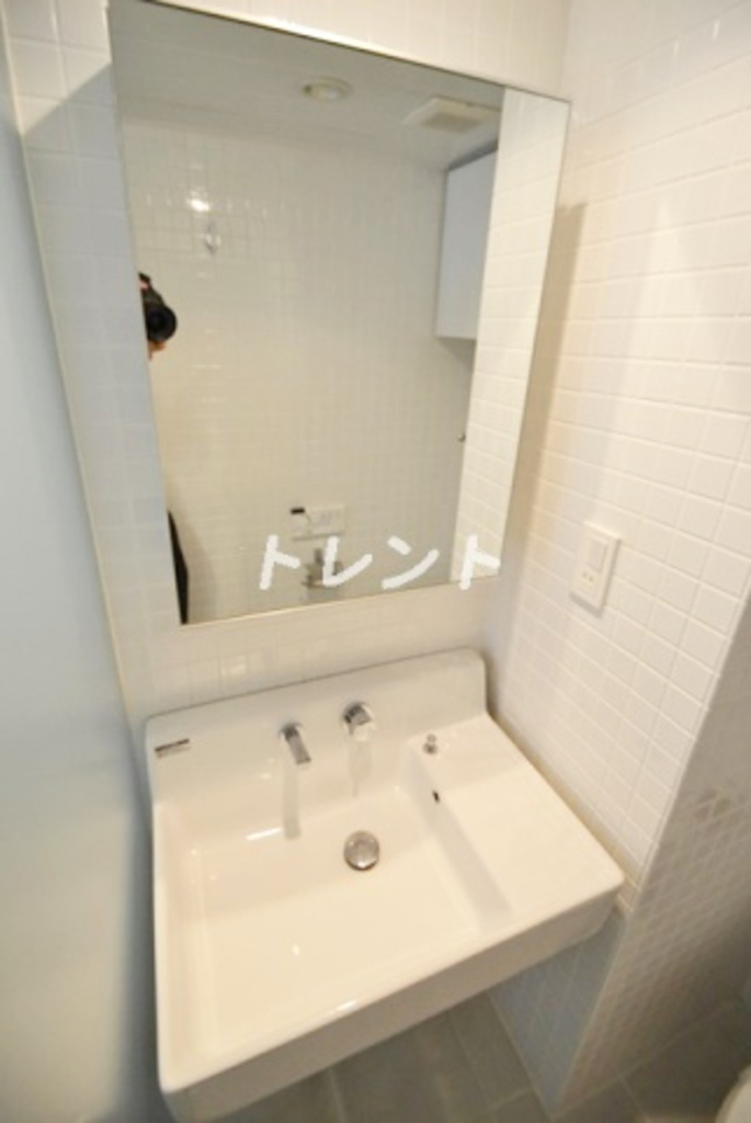 カスタリア市ヶ谷-306