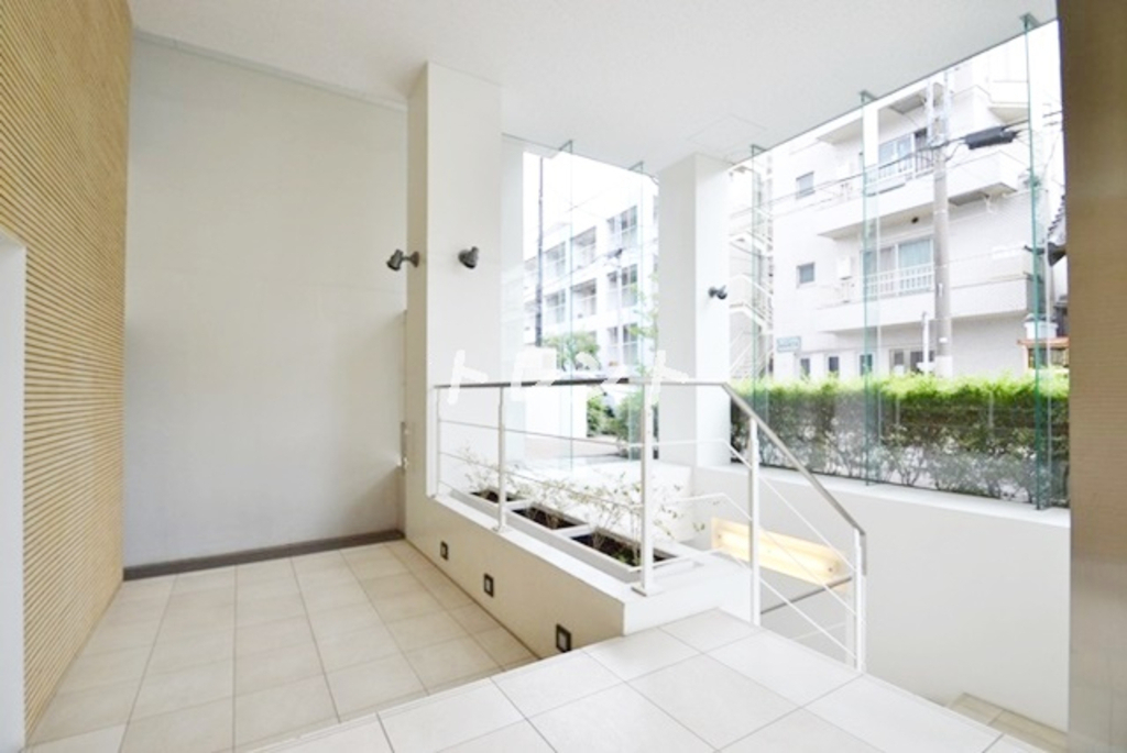 カスタリア市ヶ谷-304