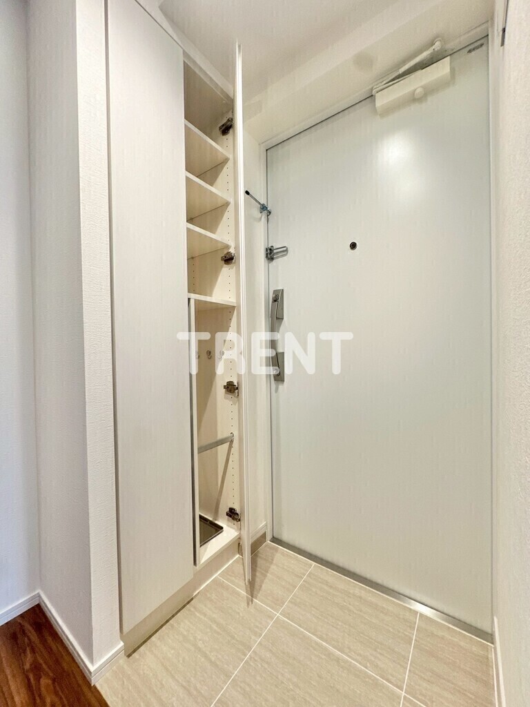 コンフォリアリヴ北新宿-504