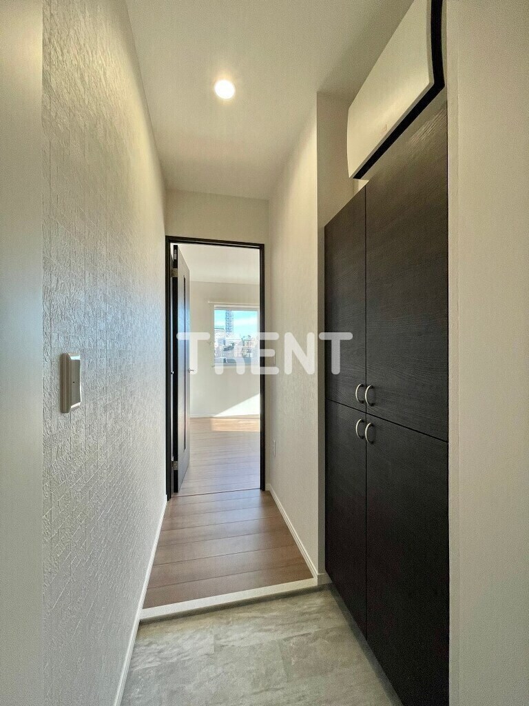 スクエア市谷河田町ヒルサイド-302