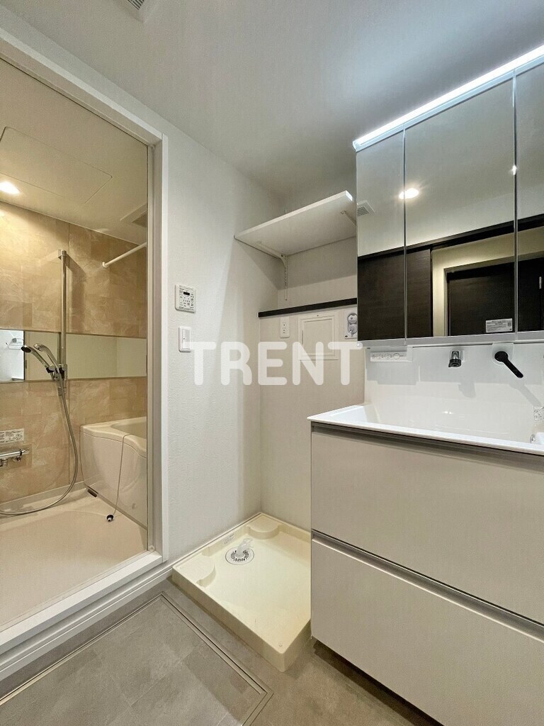 スクエア市谷河田町ヒルサイド-302