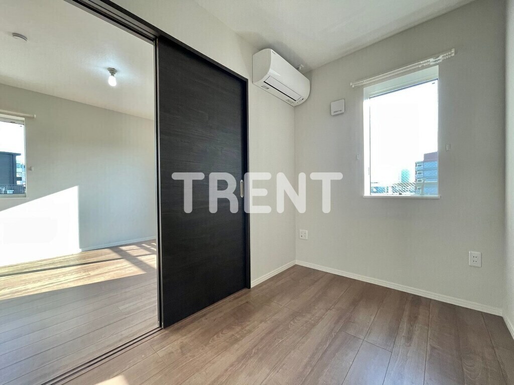 スクエア市谷河田町ヒルサイド-302