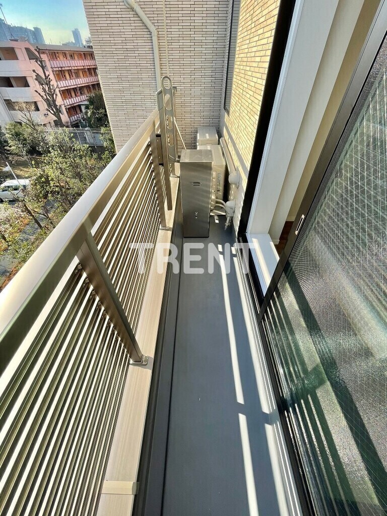 スクエア市谷河田町ヒルサイド-302