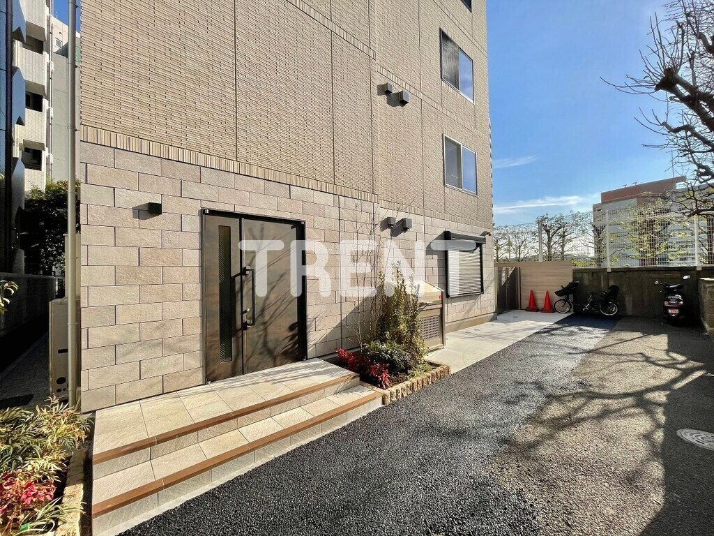 スクエア市谷河田町ヒルサイド-302