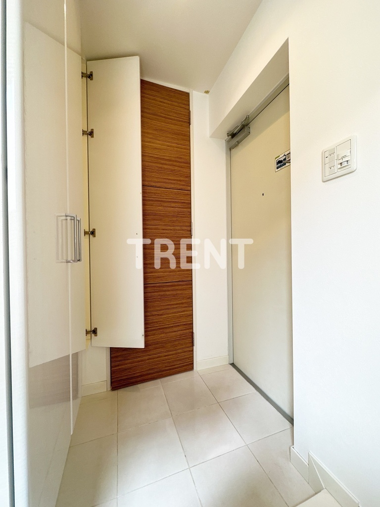 コンフォリア神田神保町-902