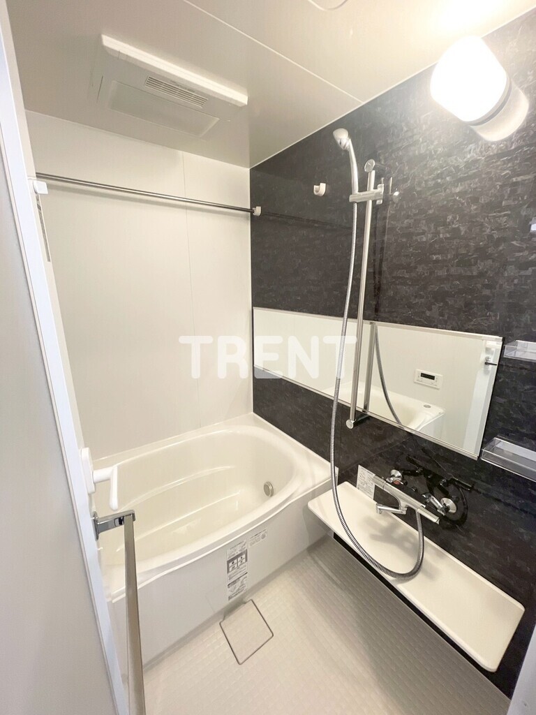 ルーツ新宿若松町-1303