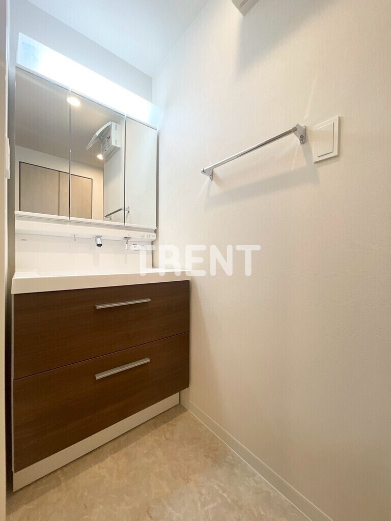 ルーツ新宿若松町-1304