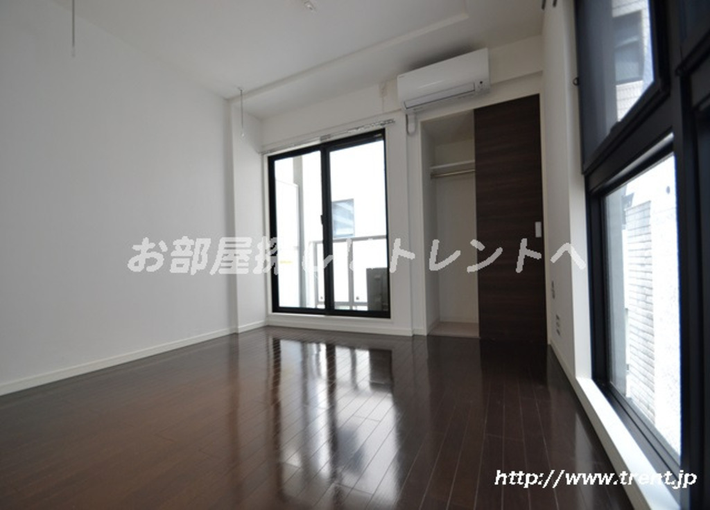 ソレーユ四谷三丁目-502