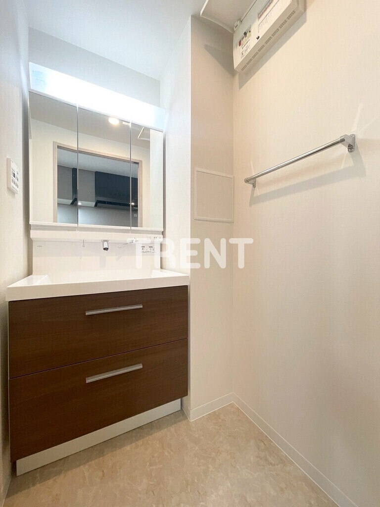 ルーツ新宿若松町-202