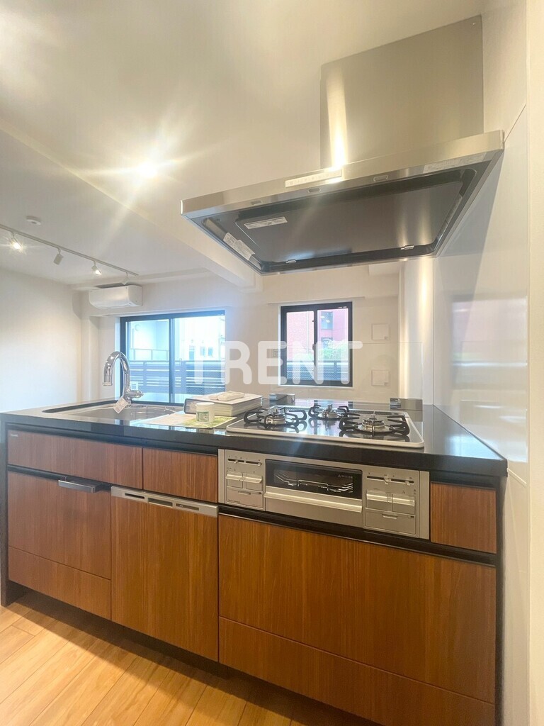 ラヴィエール千駄ヶ谷プレミアムレジデンス-203