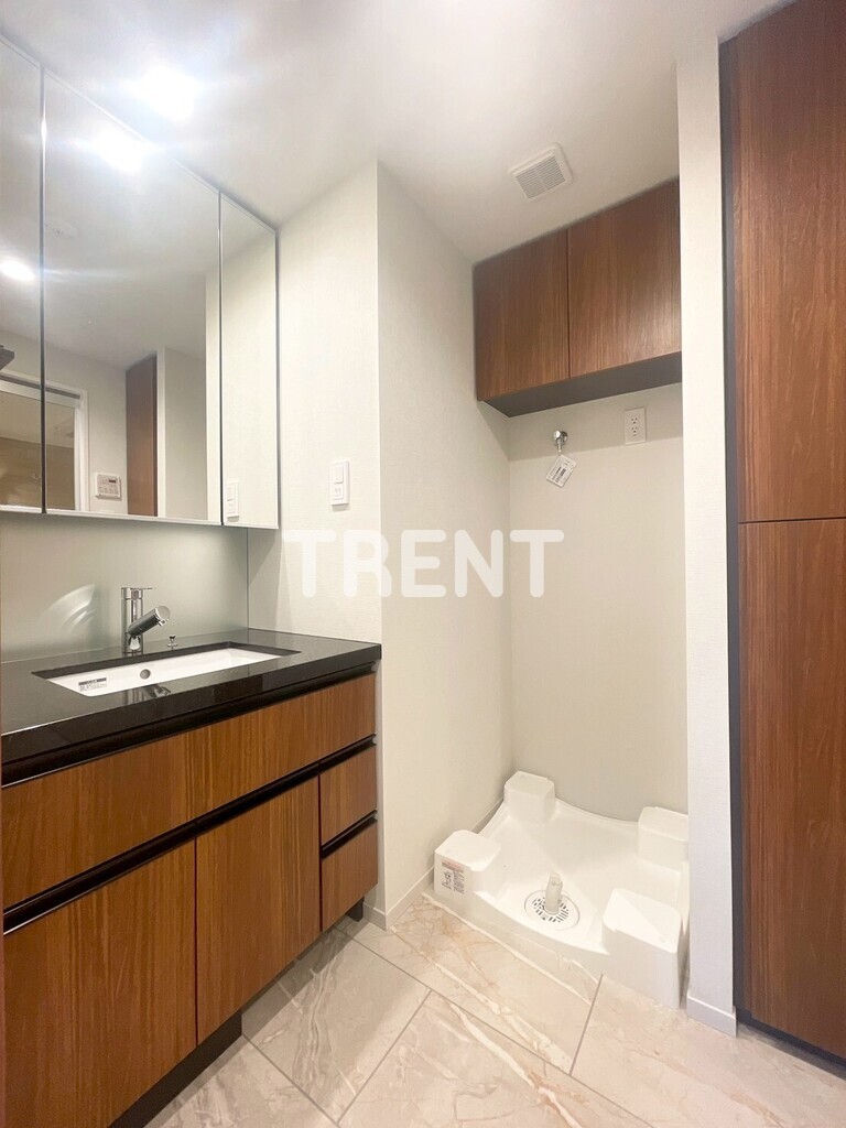 ラヴィエール千駄ヶ谷プレミアムレジデンス-205