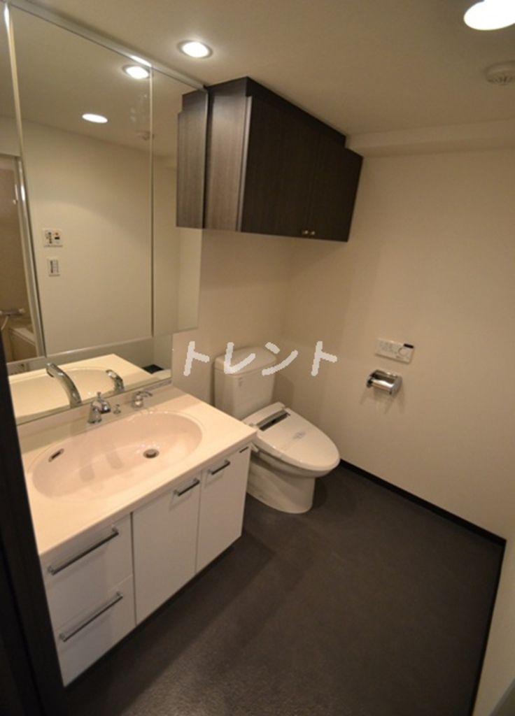 HF中野坂上レジデンス-302