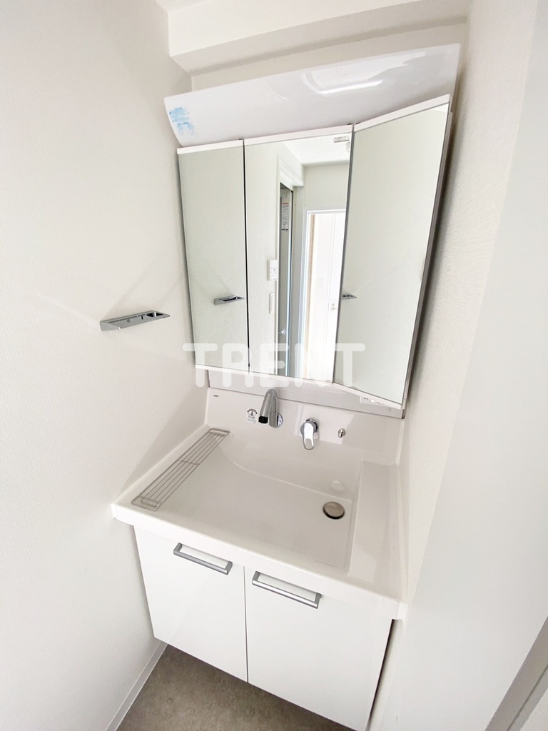 リヴシティ初台-801