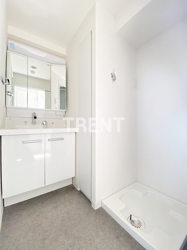 リヴシティ初台-801